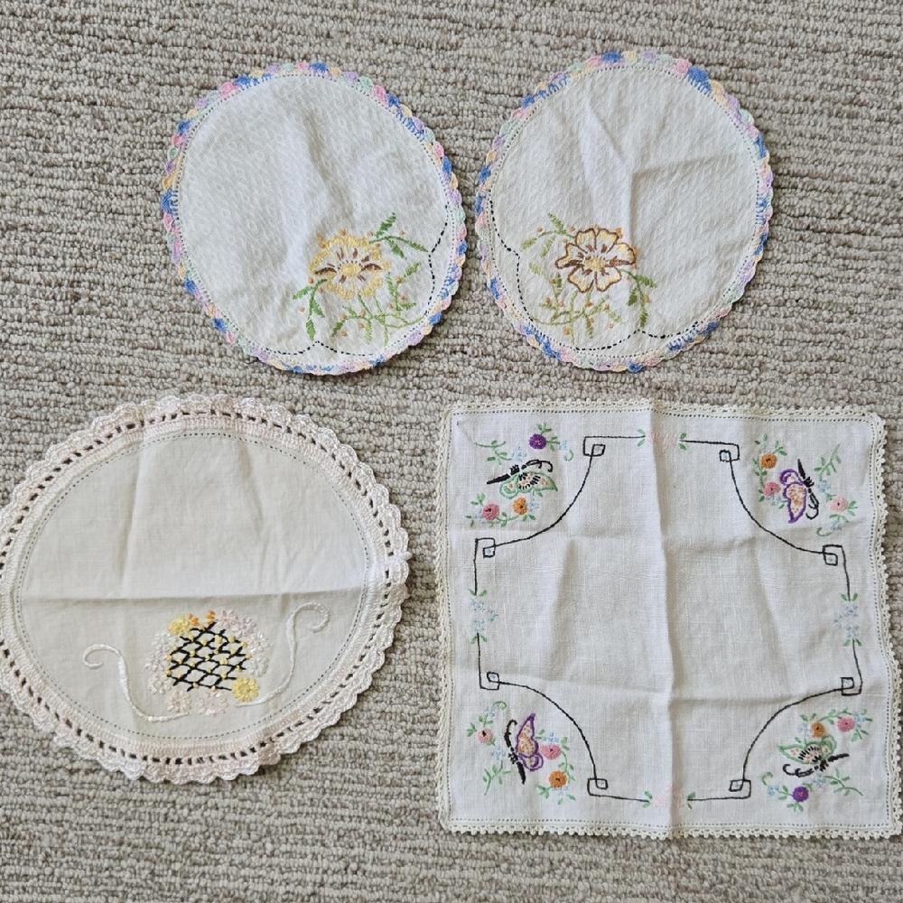 Lot Of Vintage Doilies 4 Embroidered Crocheted Floral Butterfly Beautiful Decor